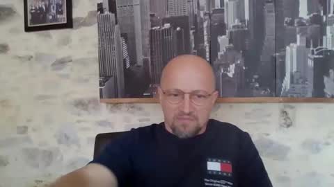 Espigle online show from April 22, 8:43 am