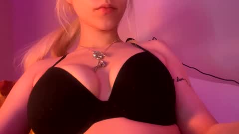 Princess  online show from December 14, 1:27 am