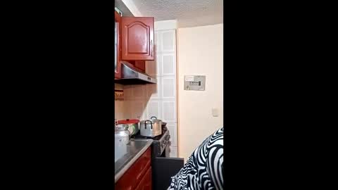 luanapowerful online show from January 13, 1:35 am