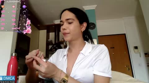 luara_ online show from May 21, 2:12 pm