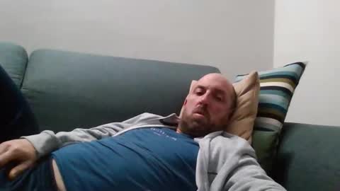 Luca online show from April 22, 6:37 pm