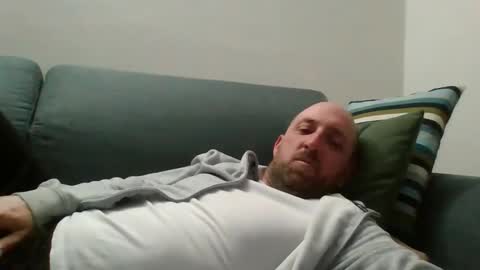 Luca online show from April 4, 6:15 pm