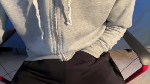 luca online show from December 2, 11:29 am