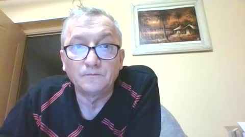 lucas_1818_love online show from March 8, 10:30 am