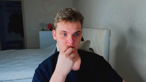 Lucas Gill online show from January 10, 4:34 pm