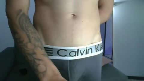 Lucas online show from April 18, 2:13 am