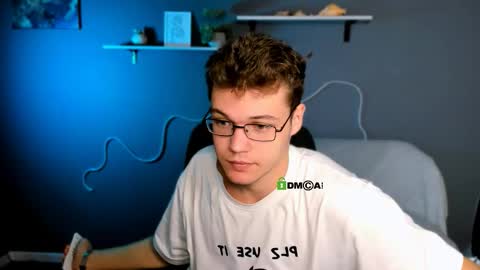 lucas_long_ online show from October 20, 8:41 am