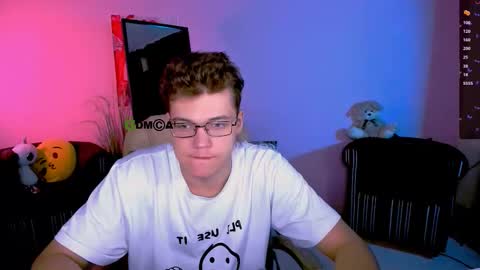 lucas_long_ online show from October 16, 5:18 am