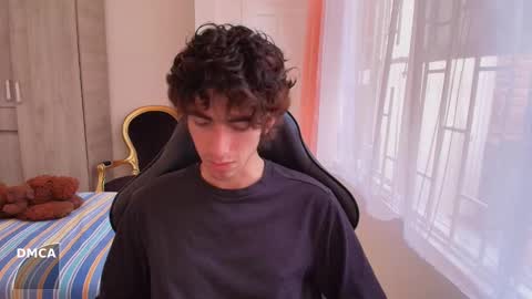 lucas_xo online show from October 4, 9:01 pm