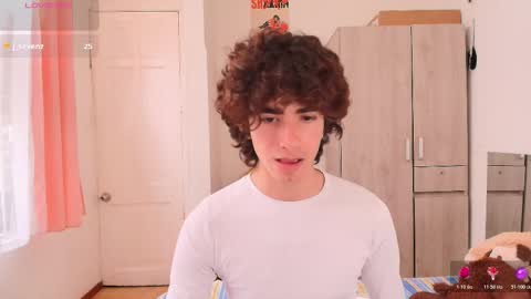 lucas_xo online show from November 26, 4:04 pm