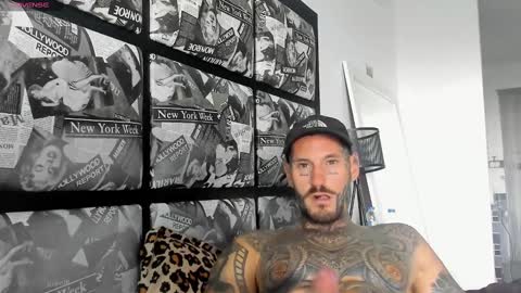 lucasexclusive online show from March 3, 9:33 am