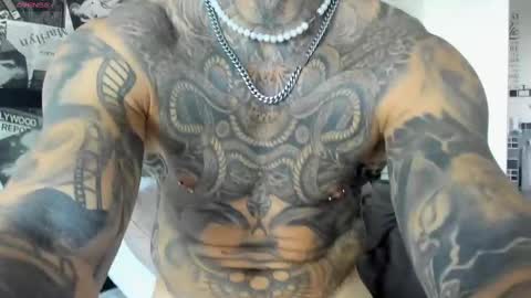 lucasexclusive online show from February 3, 9:19 am