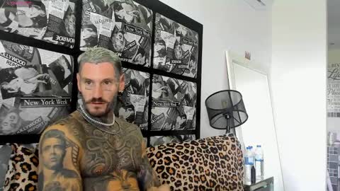 lucasexclusive online show from February 15, 4:47 am