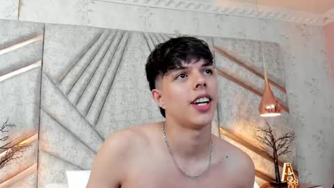 Lucasopry online show from April 13, 1:37 pm