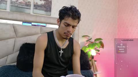 Luca  Leo online show from November 1, 4:33 am