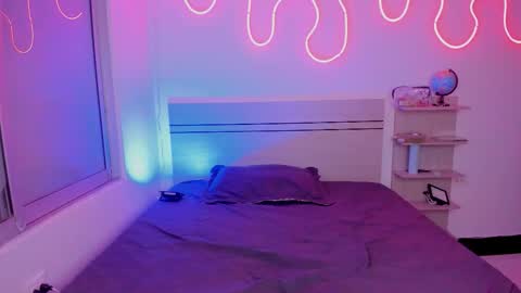 Luccas Ferreira online show from November 18, 7:39 pm