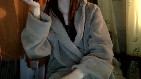 Luci Layne online show from May 24, 11:11 pm