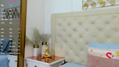 lucia_lorenz online show from February 26, 11:57 am