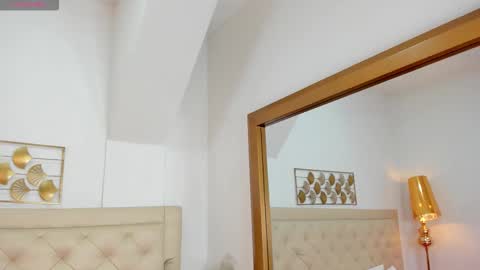 lucia_lorenz online show from October 21, 11:37 am