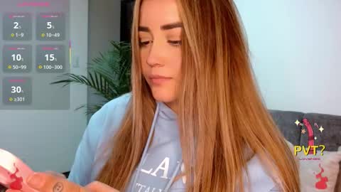 lucia star  online show from October 11, 11:08 pm