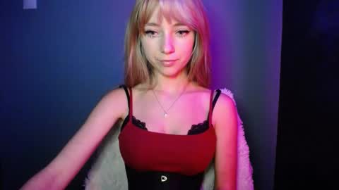 Lucy online show from October 24, 7:09 am