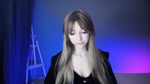 Lucy online show from March 8, 7:20 pm