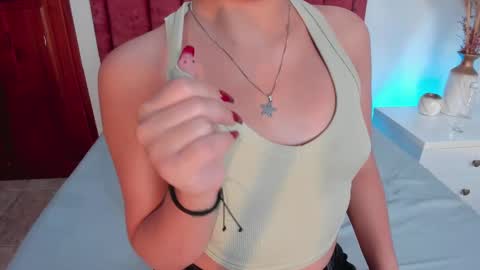 LuciaFerrero online show from September 10, 1:06 am