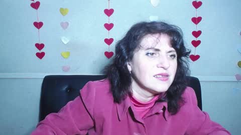 LuciaMi online show from February 3, 6:02 am