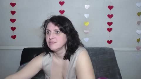 LuciaMi online show from February 22, 5:02 am