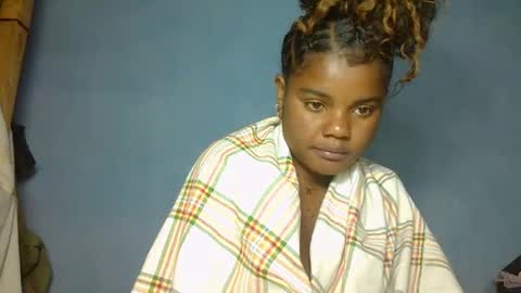 luciana012 online show from October 8, 7:31 pm