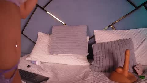 luciana_agudelo online show from December 2, 10:08 pm