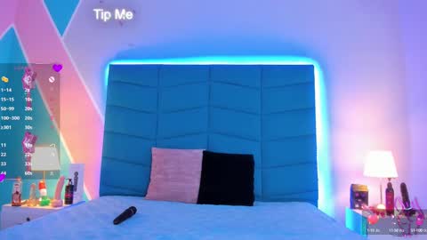luciana_brown_ online show from January 24, 8:11 pm