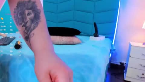 luciana_brown_ online show from January 22, 8:17 pm