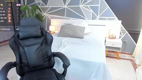 Lucy  online show from February 25, 6:55 pm