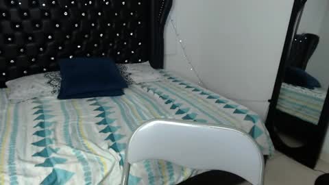 Snapshot of luciiaana chatting on December 17, 9:05 pm luciana gr online show from December 17, 9:05 pm