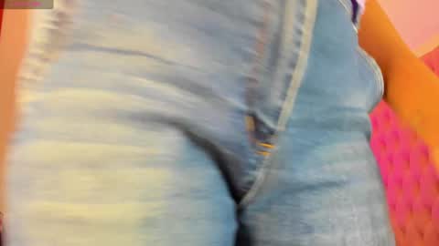 Snapshot of luciiaana chatting on December 31, 1:30 pm luciana gr online show from December 31, 1:30 pm
