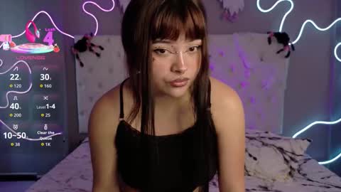 maye  online show from October 22, 7:59 pm