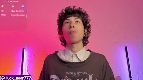 Noor online show from March 27, 6:20 pm