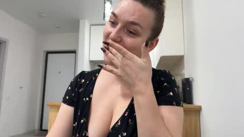 lucky_foryou_baby online show from March 2, 10:44 am