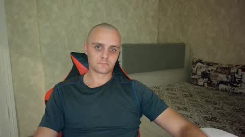 Ethan online show from October 2, 11:03 pm