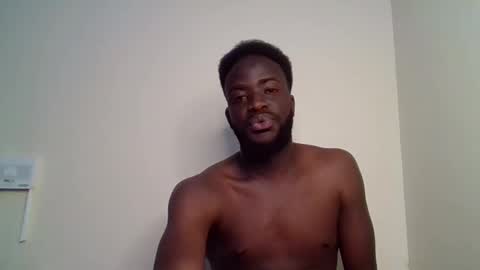 Snapshot of luckycharly chatting on September 30, 12:43 am MASTER DOM online show from September 30, 12:43 am