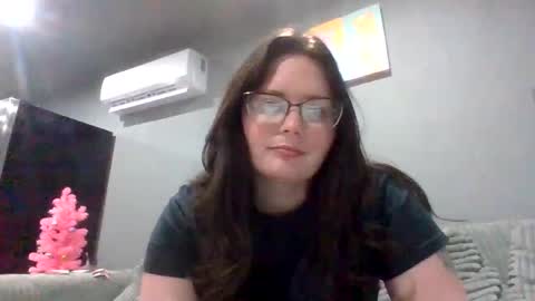 luckygirl96 online show from November 2, 12:54 am