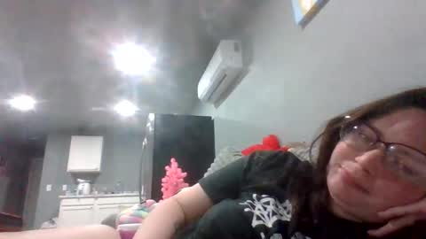 luckygirl96 online show from November 6, 1:19 am