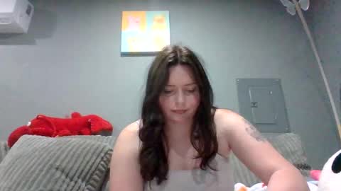 luckygirl96 online show from October 17, 11:42 pm