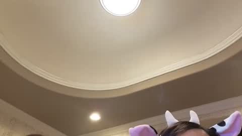 luckylee1992 online show from October 15, 5:54 am