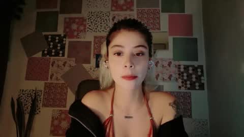 luckysapphire777 online show from November 10, 7:55 am