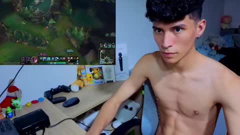 Lu Independent Model online show from October 23, 11:16 pm