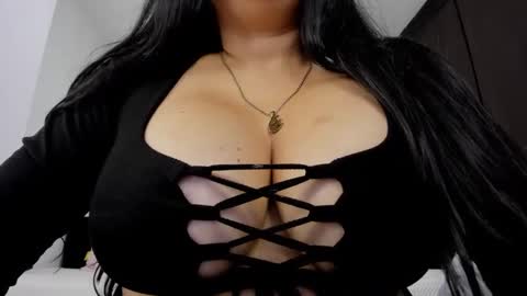 luciana online show from February 19, 7:37 pm