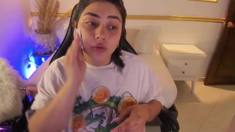 lucy online show from February 21, 8:18 am