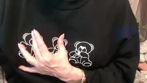 lucy_0000 online show from March 26, 1:44 am